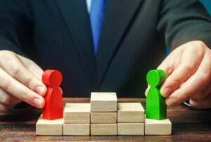 large Advantages and Disadvantages of Being a Franchisor